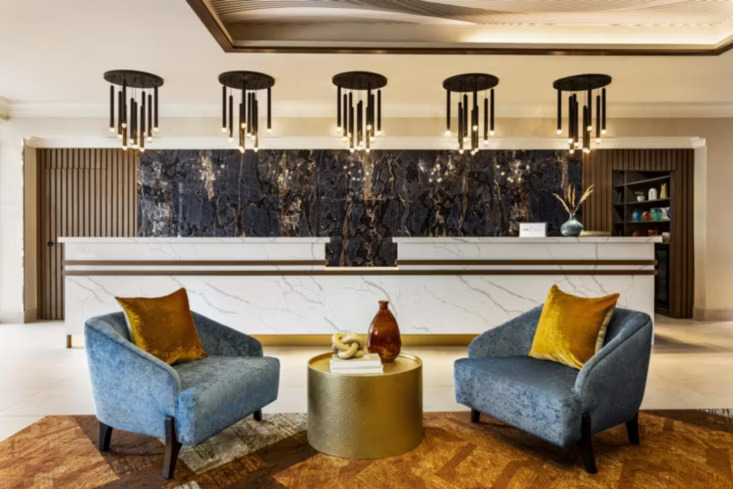 Crown Plaza